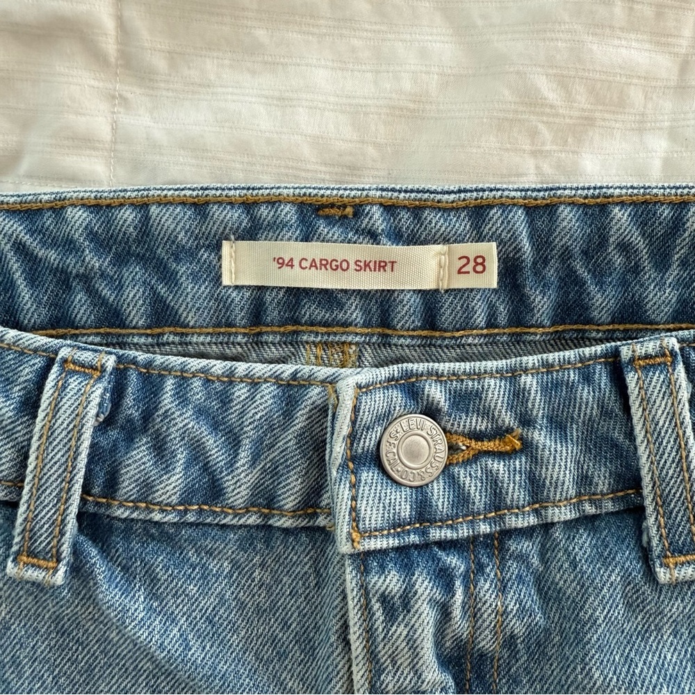 Levi's Blue Denim Mini Skirt with Cargo Pockets - Picture 3 of 3